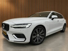 Volvo V60 - T6 Recharge AWD Inscription, SOH 82% | Pano | Trekhaak | Camera