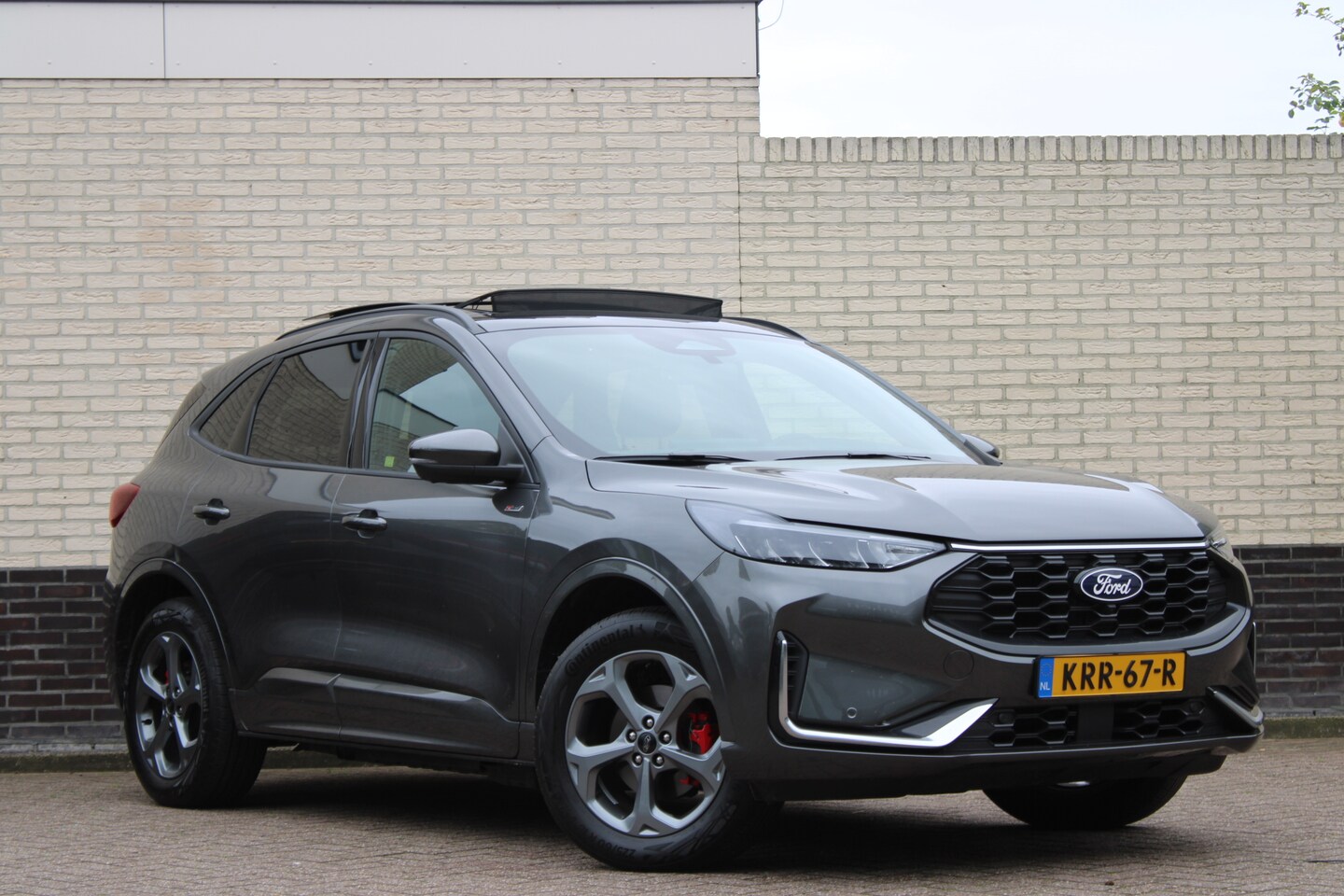 Ford Kuga - 2.5 PHEV ST-Line X | Panoramadak | BLIS | B&O | Winterpack - AutoWereld.nl