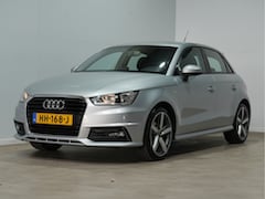 Audi A1 Sportback - 1.0 TFSI 95 pk Sport S Line in en exterieur, Navigatie, PDC, 60