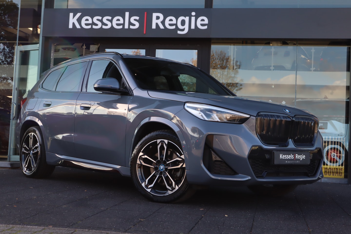 BMW iX1 - xDrive30 M-Sport 67 kWh | Pano | SOH 94% | Elec.trekhaak | H&K | 19" | Camera | BLIS | ACC - AutoWereld.nl