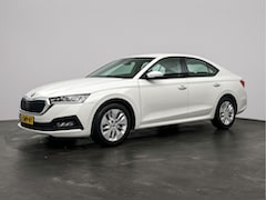 Skoda Octavia - 1.0 TSI Ambition | Digitaal Dashboard | 1e eigenaar | Navigatie |