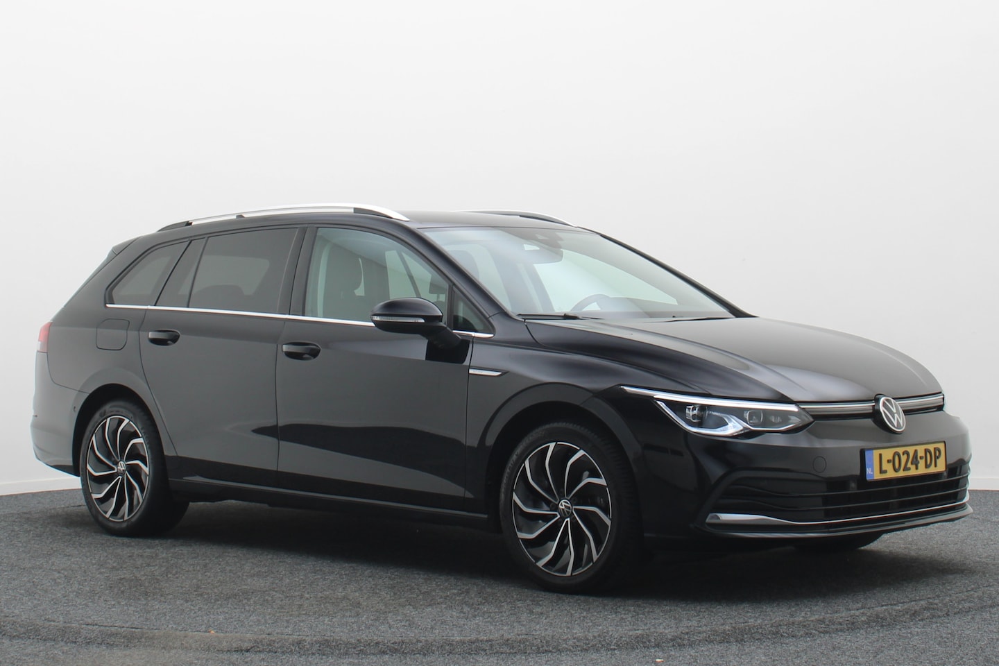 Volkswagen Golf Variant - 1.5 TSI Style 1.5 TSI Style - AutoWereld.nl