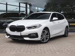 BMW 1-serie - 118i Executive Automaat / LED / Live Cockpit Professional / Cruise Control