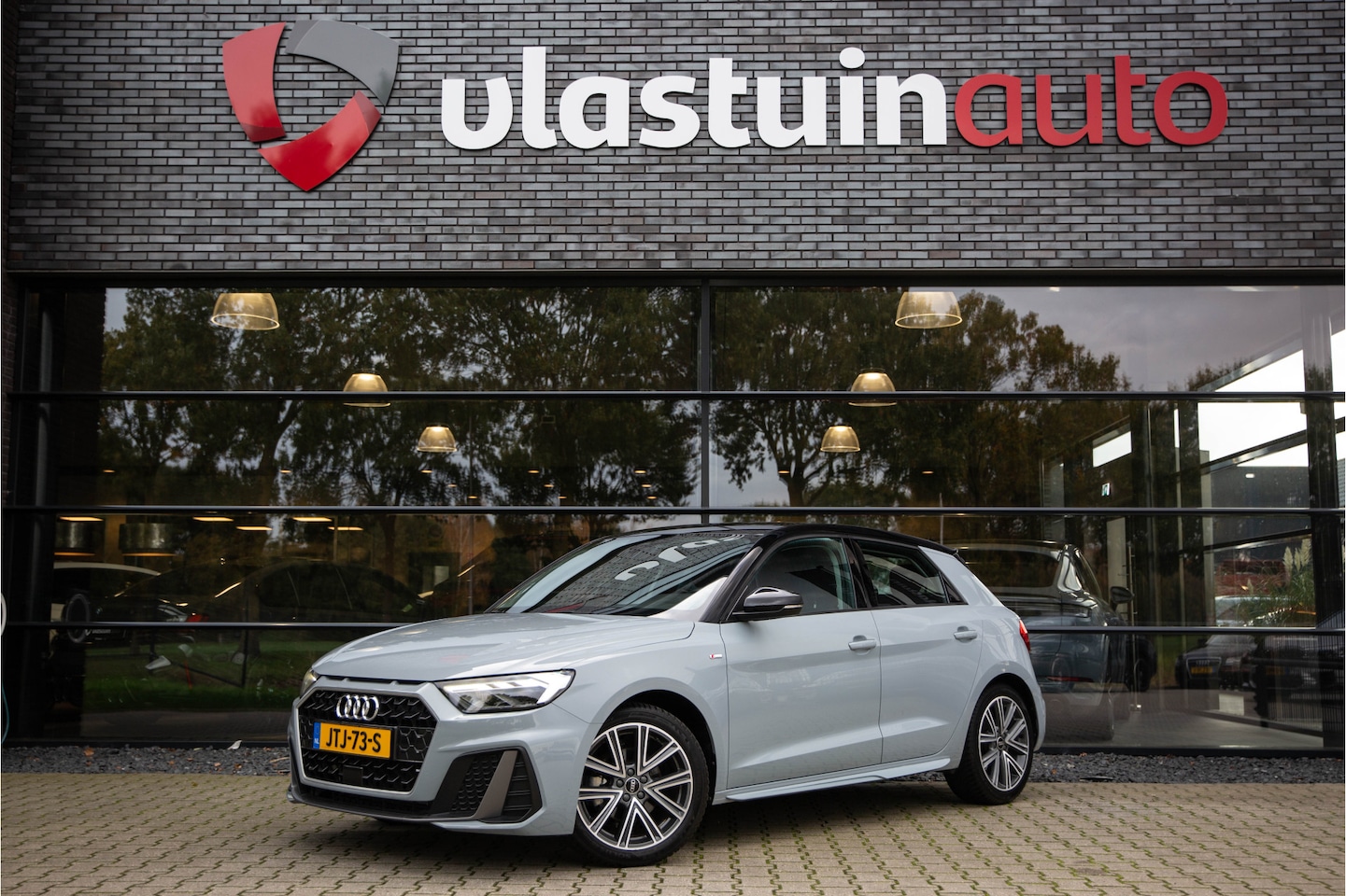 Audi A1 Sportback - 30 TFSI Pro Line S 30 TFSI Pro Line S , Led, Pijlgrijs, Apple carplay, Cruise control, - AutoWereld.nl