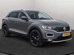 Volkswagen T-Roc - 1.5 TSI Sport | Virtual Cockpit | Trekhaak | 19" Velgen | Full Led