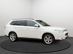 Mitsubishi Outlander - 2.0 Instyle | 7 peroons | Trekhaak