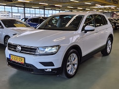Volkswagen Tiguan - 1.4 TSI ACT Comfortline -150pk- Trekhaak | Navi | LED | Rijklaarprijs incl. 1 jaar Bovag g
