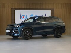 Volkswagen Tayron - 1.5 eHybrid 272PK R-Line Black Style IQ.Light/Pano/Keyless/360/DCC/ACC/Dodehoek/19"/Trekha