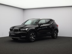 Volvo XC40 - 2.0 T4 190PK Inscription / Panorama Dak / Leder / Elektr. Verstelb. Stoelen / Trekhaak / E