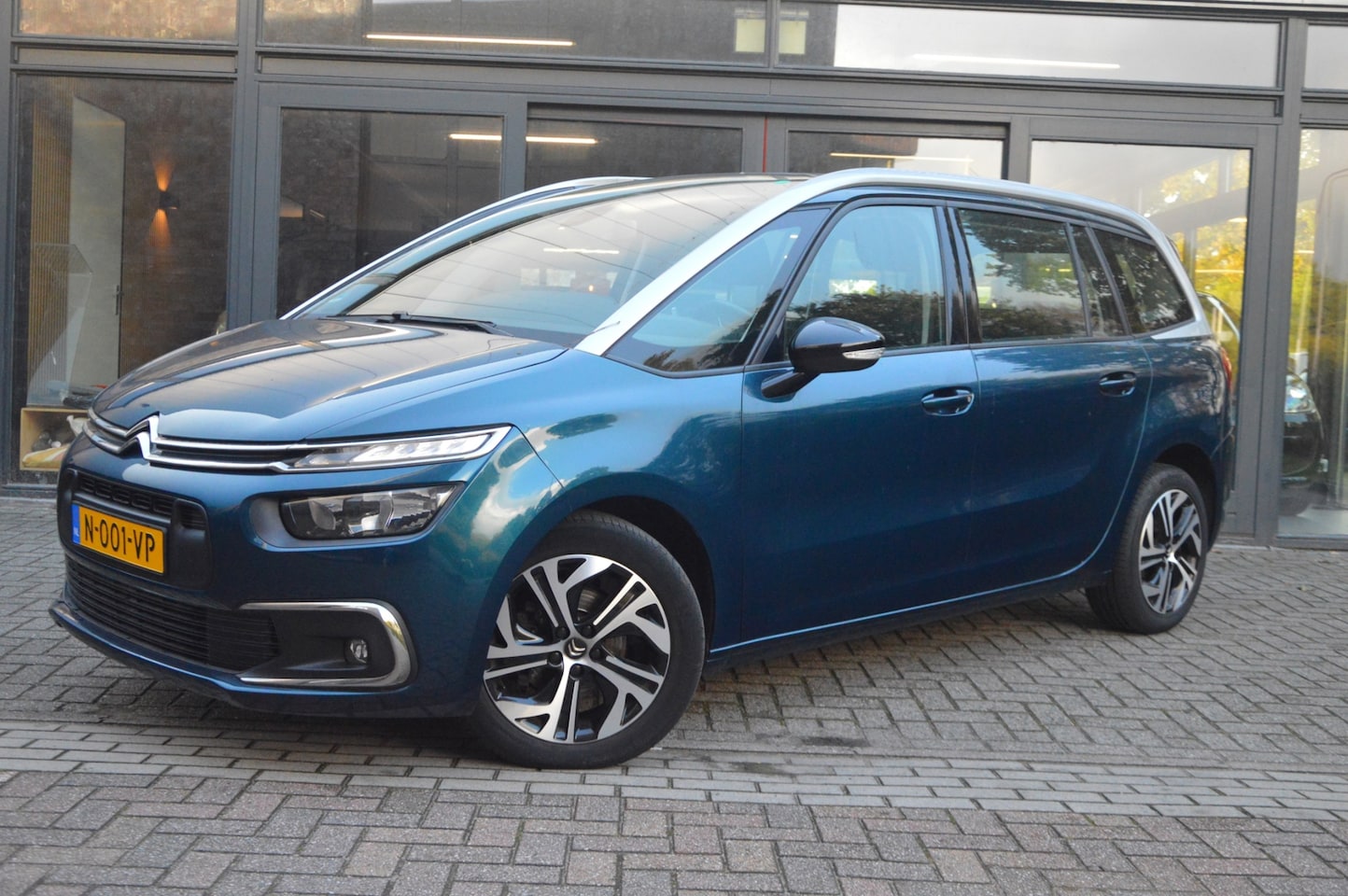 Citroën Grand C4 SpaceTourer - Business | 7 Zits | Automaat | Camera | Apple CarPlay | - AutoWereld.nl