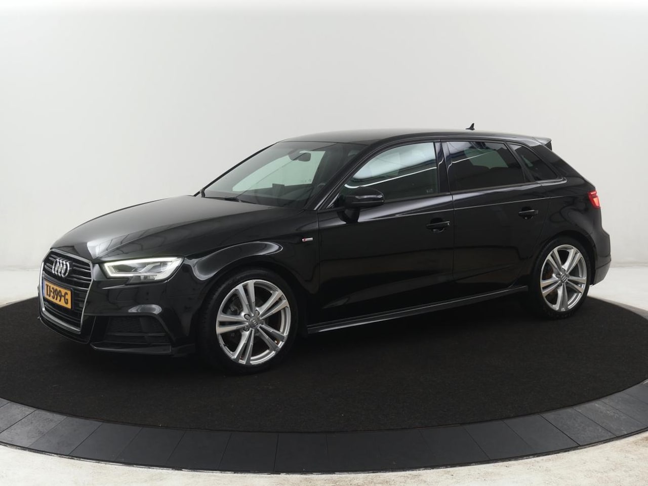 Audi A3 Sportback - 1.0 TFSI Sport S Line Edition 1.0 TFSI Sport S Line Edition - AutoWereld.nl