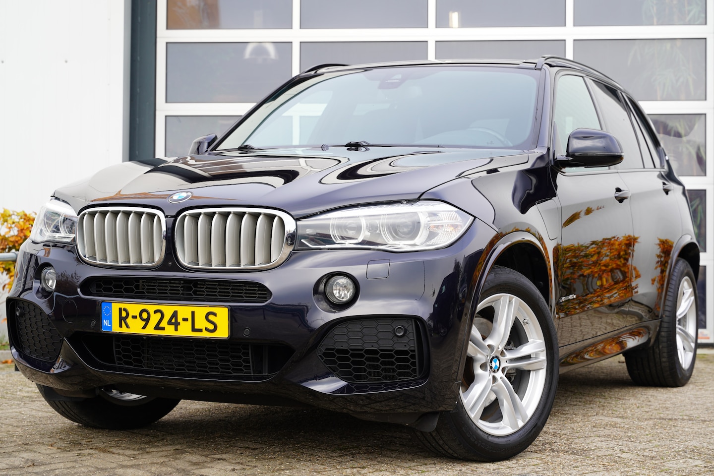 BMW X5 - xDrive40e iPerformance High Executive 358pk | M Sportpakket | Achteruitrijcamera | Comfort - AutoWereld.nl