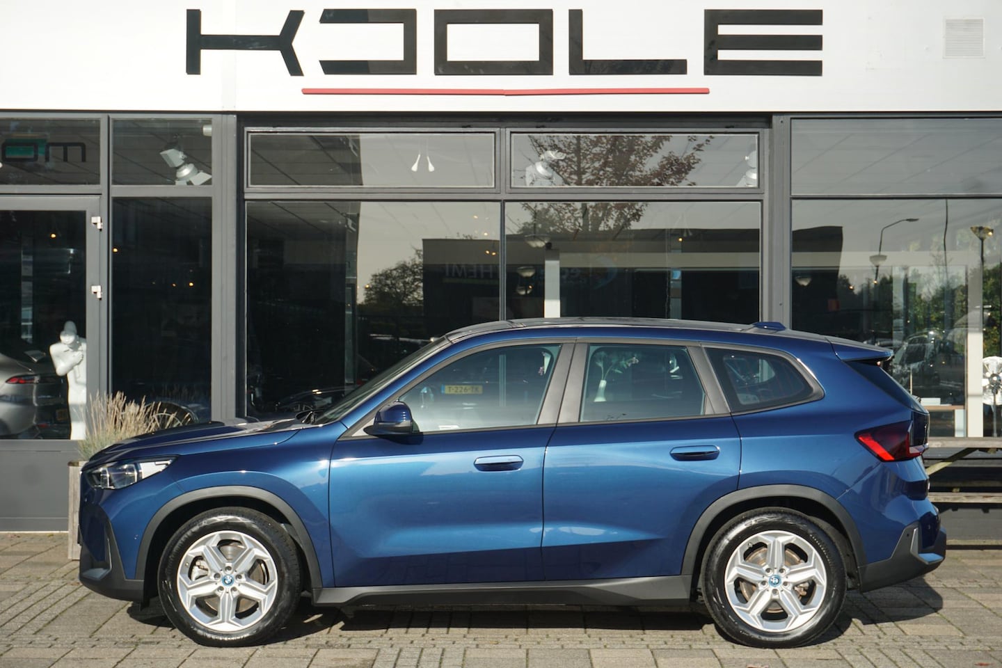BMW iX1 - xDrive30 Launch Edition 67 kWh | 100% Soh | trekhaak | Driving Assistant Plus - AutoWereld.nl