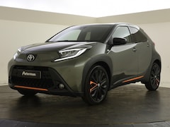 Toyota Aygo X - 1.0 VVT-i S-CVT Premium Bi-Tone | PDC | JBL | Navigatie |