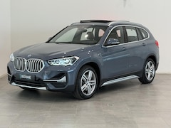 BMW X1 - xDrive25e High Executive X-Line | Panoramadak | Head-Up Display | Stoel- en stuurverwarmin
