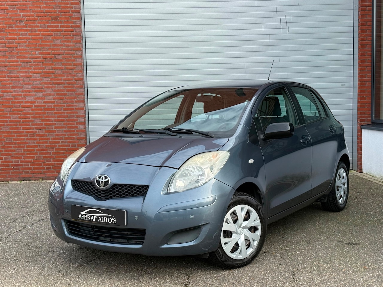Toyota Yaris - 1.3 VVTi Aspiration| AIRCO| 6 BAK| NAP| NEW APK - AutoWereld.nl