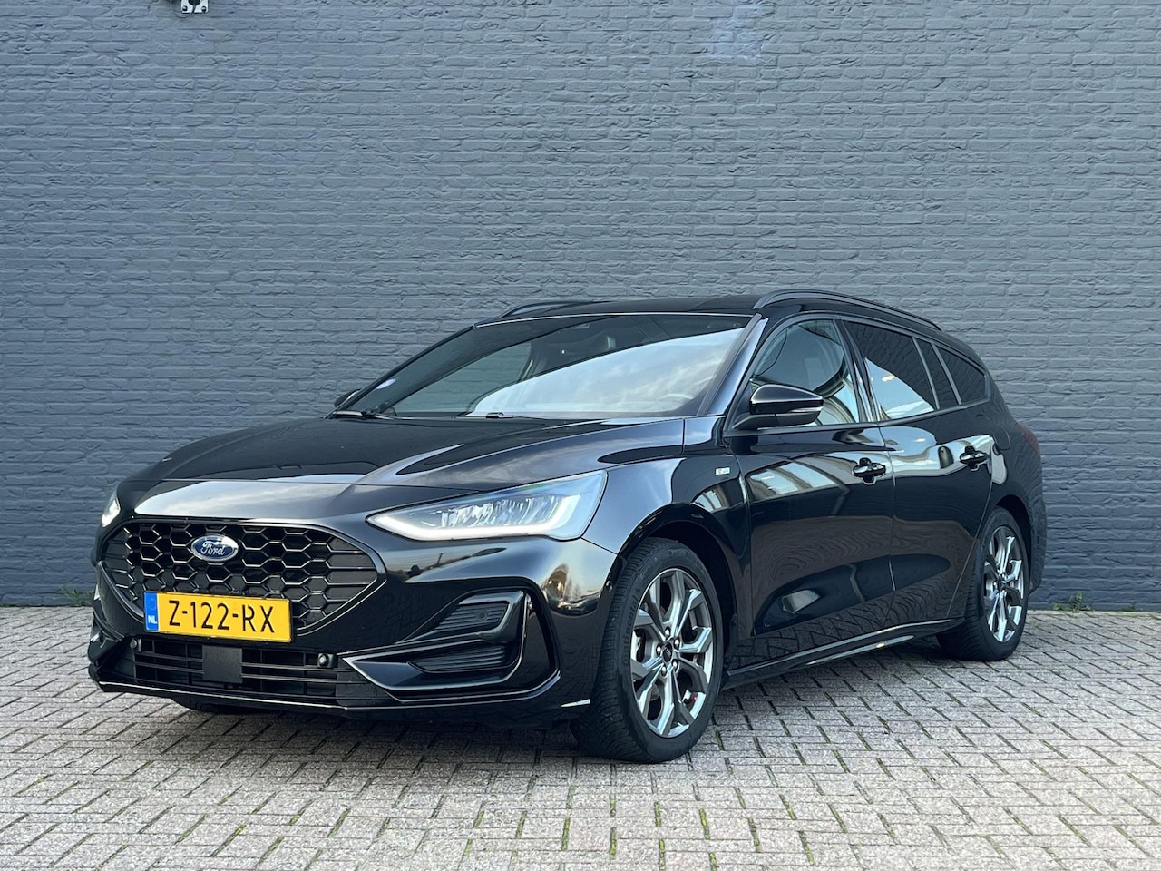 Ford Focus Wagon - 1.0 EcoBoost Hybrid ST Line Adaptive Cruise Control | Camera | Sensoren Rondom | Navigatie - AutoWereld.nl