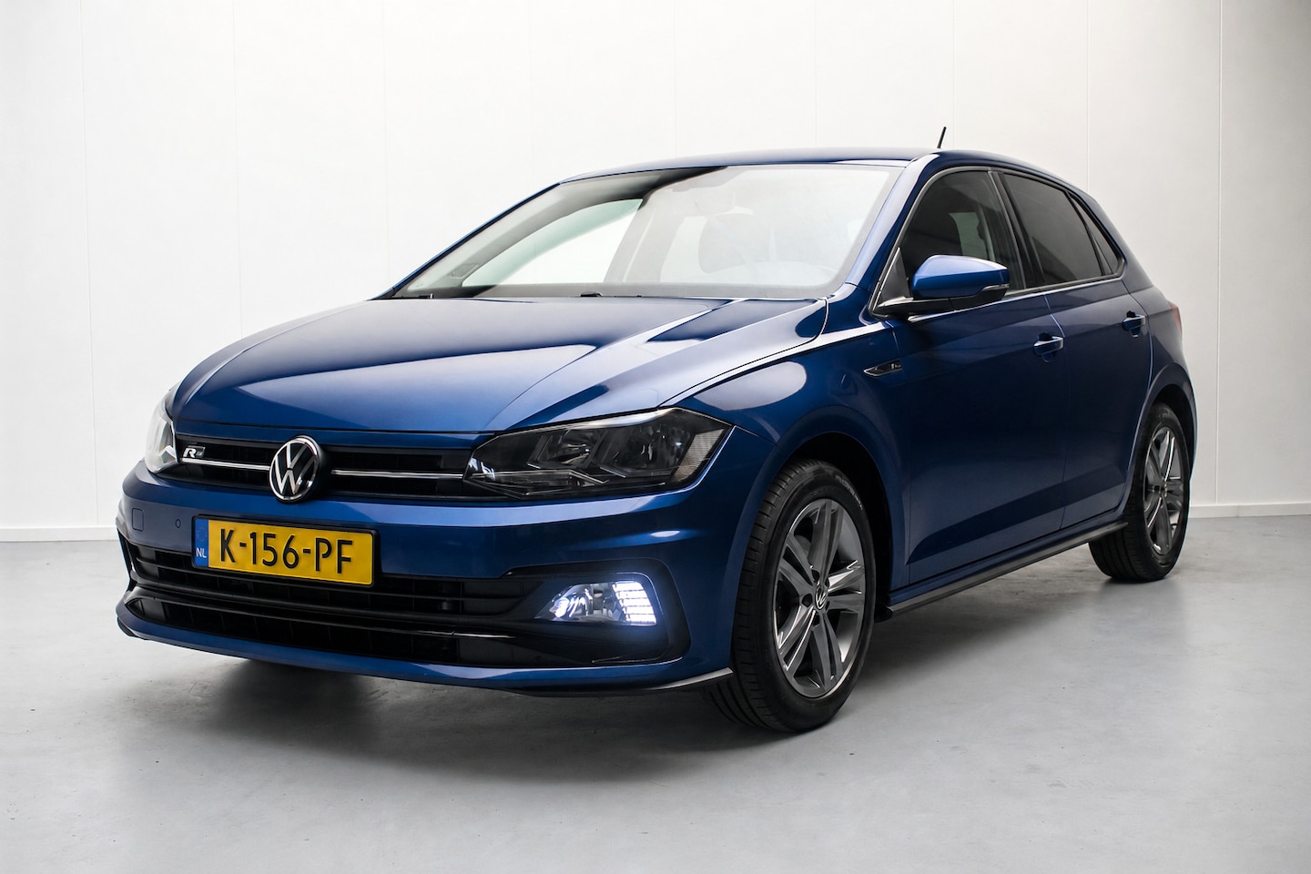 Volkswagen Polo - 1.0 TSI 110PK R LINE AUT ORG NL [ Virtual Cockpit BEATS Audio Adaptive Cruise Draadloze Te - AutoWereld.nl