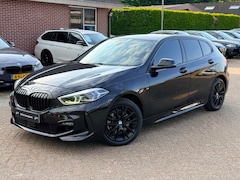 BMW 1-serie - 118i Executive M Sport Pakket|Navigatie|Half-Leder|Climate control|Cruise control|Led|Nett