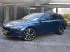 Skoda Octavia Combi - 1.4 TSI iV PHEV Business Edition Plus | 97% SOH | Adaptive Cruise | Bluetooth | Automaat |