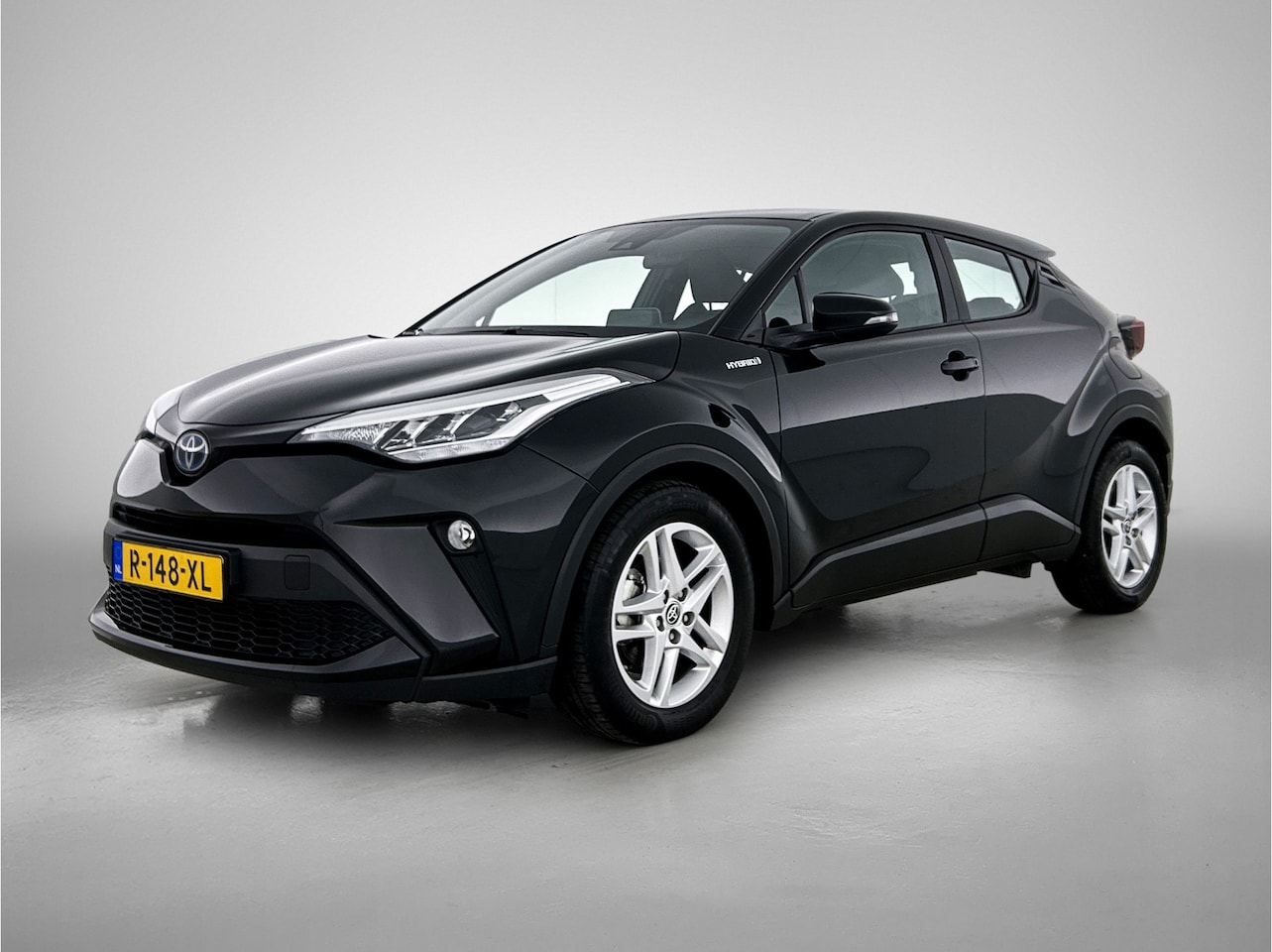 Toyota C-HR - 1.8 Hybrid Active | Climate Control | Cruise Control Adaptive | Apple CarPlay/Android Auto - AutoWereld.nl