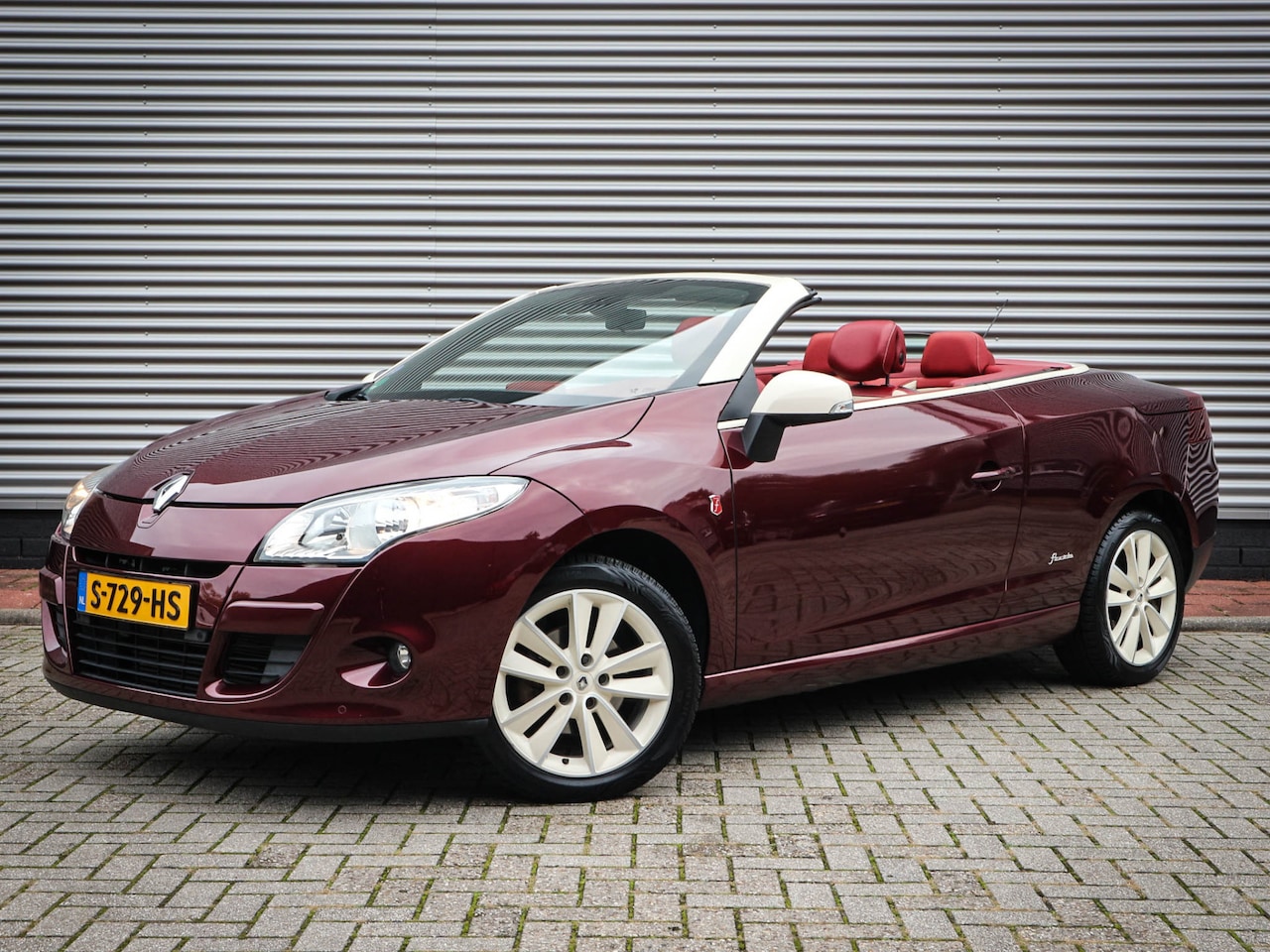 Renault Mégane coupé cabriolet - 1.4 TCE Floride Clima | Cruise | Leer | Pdc | Panoramdak | Lichtmetaal | Allseason | Stoel - AutoWereld.nl
