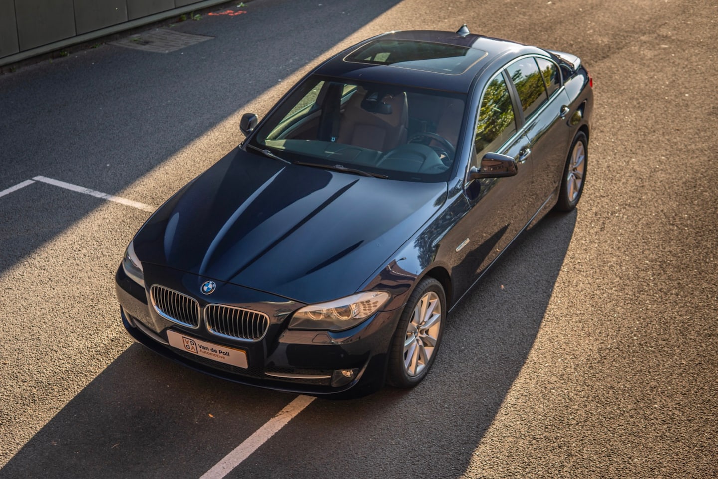 BMW 5-serie - 528i NAP l NW DISTR. KETTING l PANO l CRUISE l MEMORY l STOELVERWARMING - AutoWereld.nl