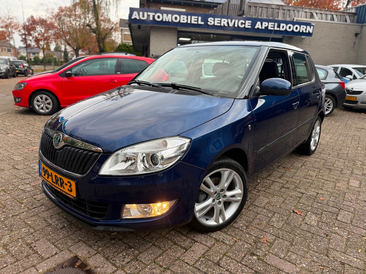 Skoda Fabia - 1.2 TSI Ambition * NAP*NW. APK*AIRCO*TREKHAAK*ELEKTR. RAMEN*LM. VELGEN*STUURBEKR. * - AutoWereld.nl