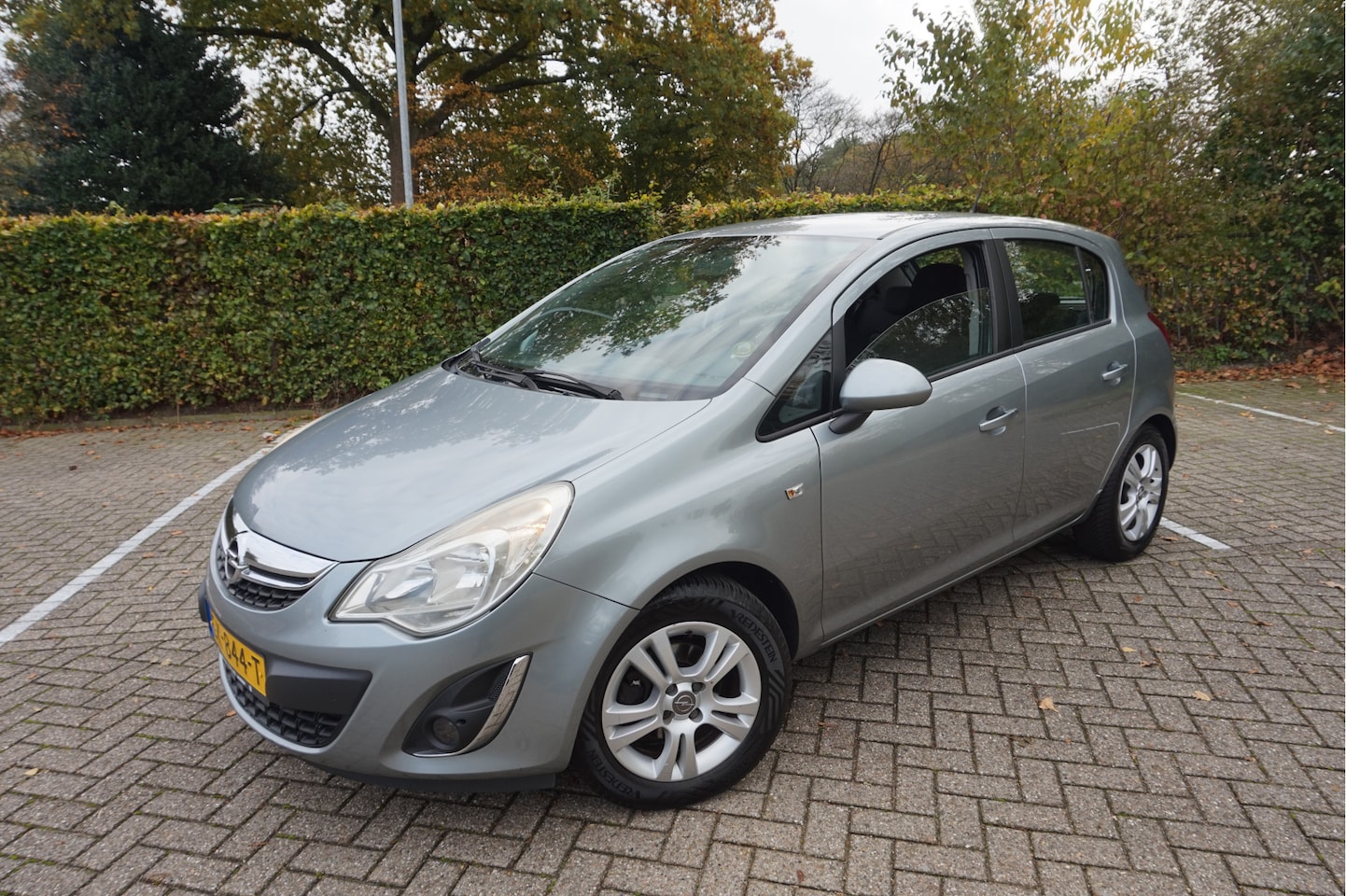 Opel Corsa - 1.2-16V Design Edition 1.2-16V Design Edition - AutoWereld.nl