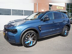 Lynk & Co 01 - 1.5 261PK *NL AUTO* RECENT DEALER ONDERHOUDEN 20X OP VOORRAAD ZWARTE HEMEL 360CAMERA 6, 6K