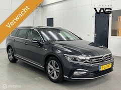 Volkswagen Passat Variant - 1.5 TSI R-Line Business +