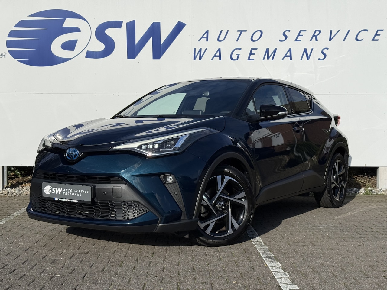 Toyota C-HR - 1.8 Hybrid Team D | ACC | CarPlay | Camera | Keyless | LED | 18 inch - AutoWereld.nl