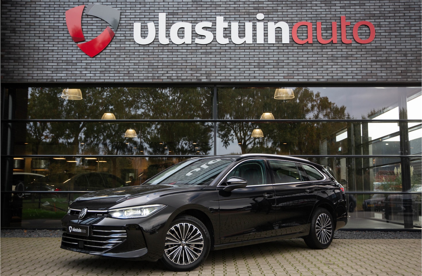 Volkswagen Passat Variant - 1.5 eTSI MHEV Elegance , HUD, Stoel/stuurverwarming, Achteruitrijcamera, Apple Carplay, - AutoWereld.nl