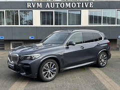BMW X5 - xDrive 45e M Sport SOH 100% | PANORAMADAK | ADAPTIVE M ONDERSTEL | HEAD-UP | LUCHTVERING |