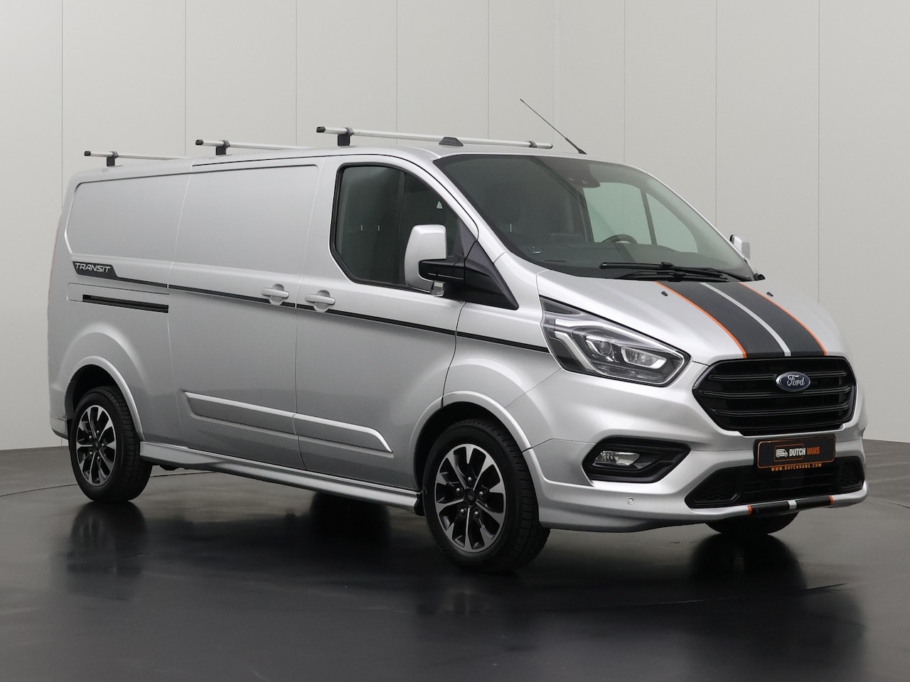 Ford Transit Custom - 2.0TDCi 185PK Automaat Lang Sport | leder | Standkachel | Navigatie | Camera | Airco | cru - AutoWereld.nl