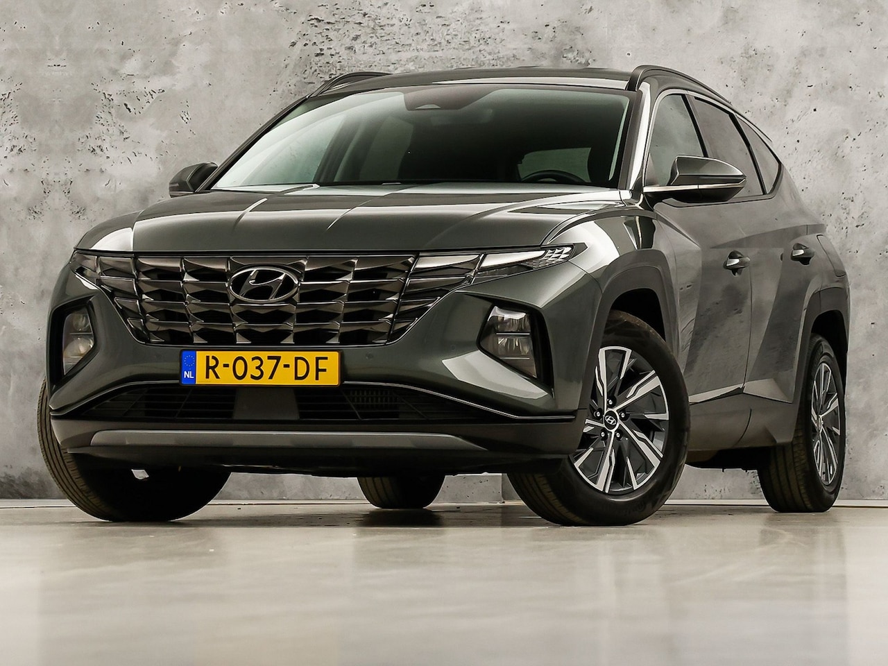 Hyundai Tucson - 1.6 T-GDI HEV Comfort 230Pk Automaat (APPLE CARPLAY, GROOT NAVI, CAMERA, STOELVERWARMING, - AutoWereld.nl