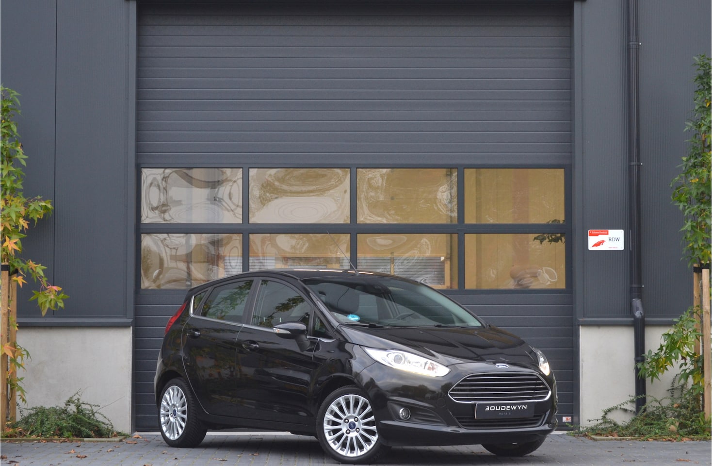 Ford Fiesta - 1.0 EcoBoost Titanium NAP | Cruise | Voorruitverwarming | Parkeersensoren - AutoWereld.nl