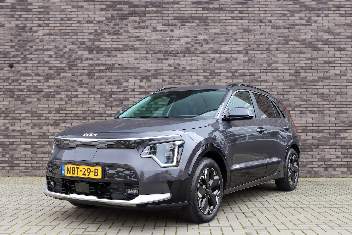 Kia Niro EV - ExecutiveLine 64.8 kWh | SoH 98,2% | Leer | Rijklaarprijs - incl.garantie - AutoWereld.nl