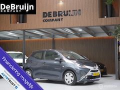 Toyota Aygo - 1.0 VVT-i x-play | Airco | Camera| Trekhaak| APK