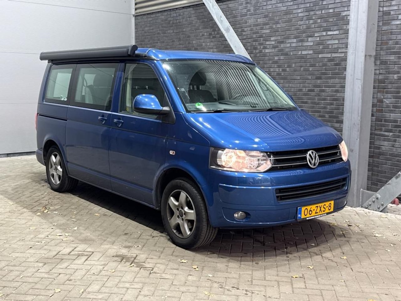 Volkswagen Transporter California - 2.0 TDI L1H1 Comfortline | Hefdak | 4-persoons | Stoelverwarming | Carplay - AutoWereld.nl