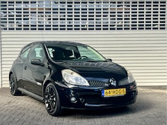 Renault Clio - Sport III 2.0-16V 200 CUP Rijklaarprijs