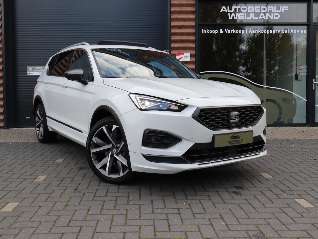SEAT Tarraco - 1.4 TSI e-Hybrid PHEV FR NIEUWSTAAT BTW-auto I FR I Leer I Pano I Trekhaak 1800KG I Camera - AutoWereld.nl