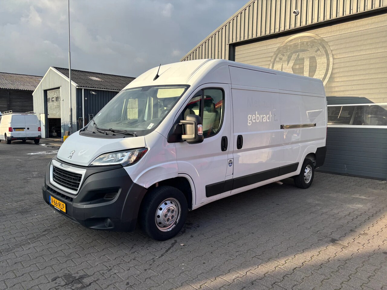 Peugeot Boxer - 2.2 BlueHdi L3 H2 2x Schuifdeur Airco Camera Navi - AutoWereld.nl