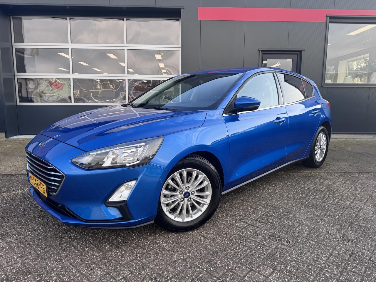 Ford Focus - 1.0 EcoBoost Hybrid Titanium X Business - Navigatie - Climate Control - AutoWereld.nl
