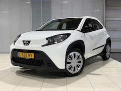 Toyota Aygo X - 1.0 VVT-i S-CVT Play Parkeersensoren Achter, Camera, Apple Carplay/Android Auto, Adaptieve