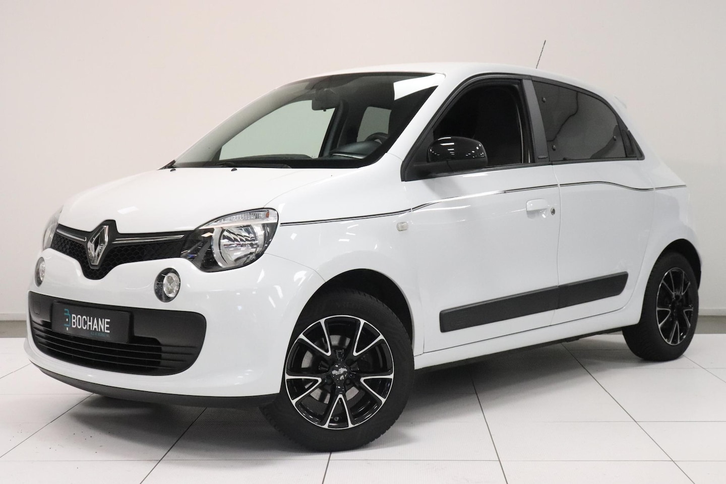 Renault Twingo - 1.0 SCe Limited | Airco | Parkeersensor | Lichtmetaal | Cruise control | Bluetooth | - AutoWereld.nl