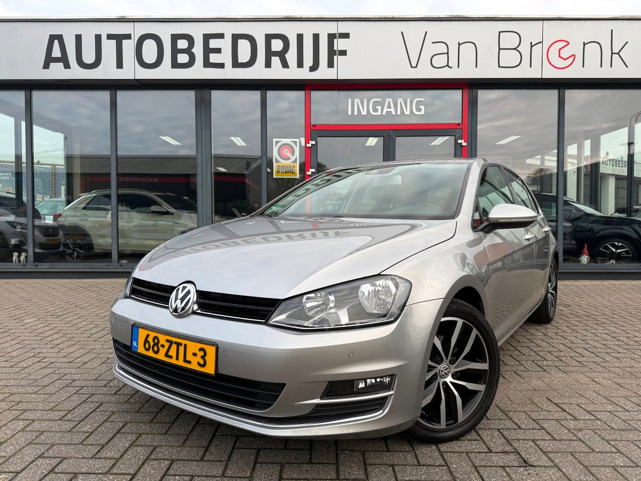 Volkswagen Golf - 1.4 TSI ACT Highline | Trekhaak | Lane Assist | Cruise - AutoWereld.nl