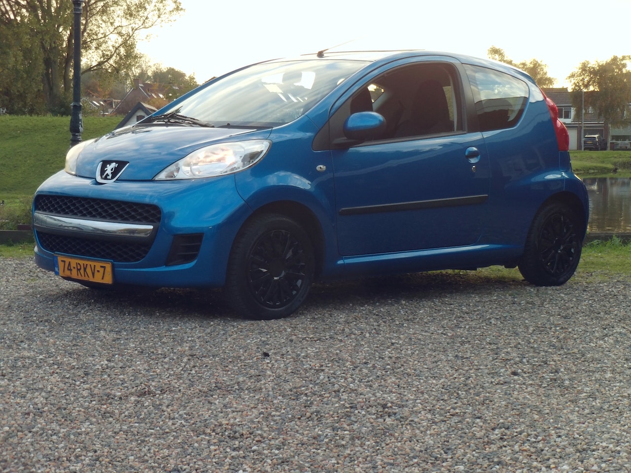 Peugeot 107 - 1.0-12V XS - Airco - AutoWereld.nl