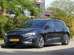 Ford Focus - AUTOMAAT 125pk Titanium ST Line | winterpakket | LED koplampen | all-season-banden | Apple