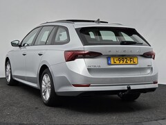 Skoda Octavia Combi - 1.0 e-TSI 110pk DSG Business Edition | Panoramadak | Carplay/Android Auto | Camera |